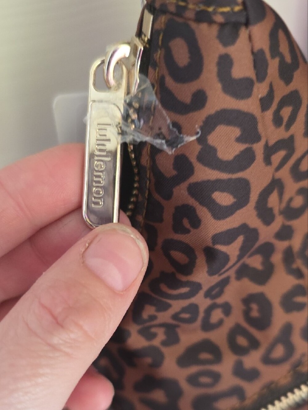 lululemon athletica Leopard Print Slouchy Sling Bag in Brown and Black.NWT - Picture 10 of 16